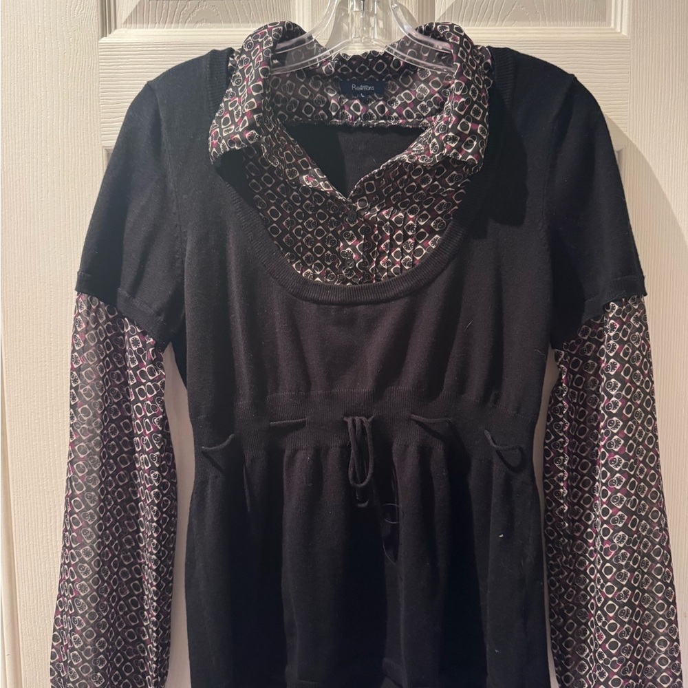 142 - Reitmans Black top with Patterned Accents - Picture 2 of 4